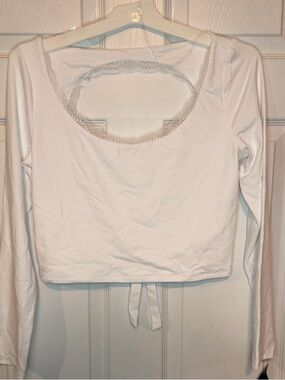 wild fable White Lace-Trim Long Sleeve Crop Top